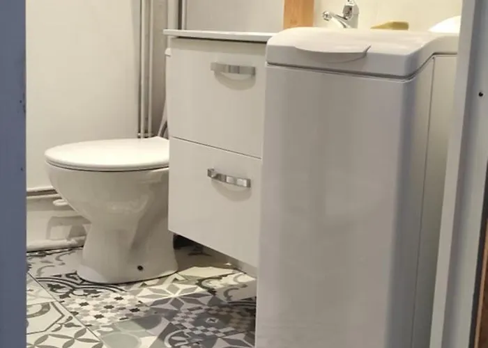 Lumineux Centre Apartment *